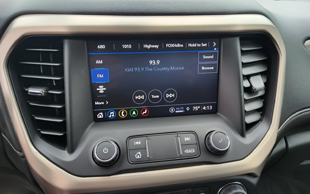 2022 GMC Acadia Denali
