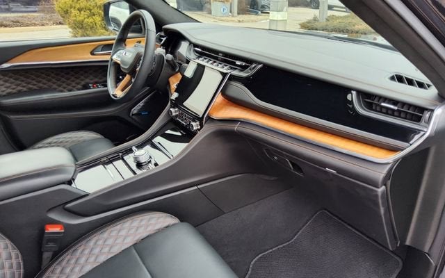 2025 Jeep Grand Cherokee L Summit Reserve