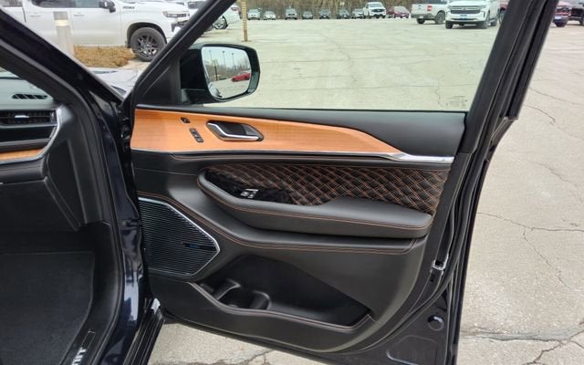 2025 Jeep Grand Cherokee L Summit Reserve