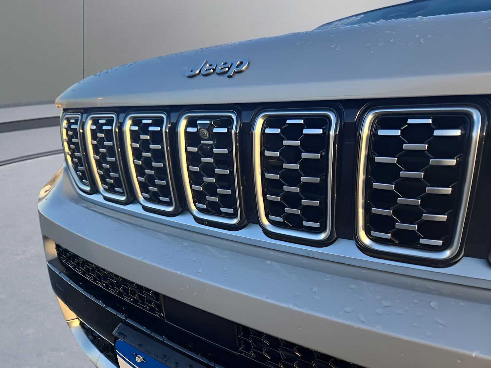 2022 Jeep Grand Cherokee L Summit Reserve