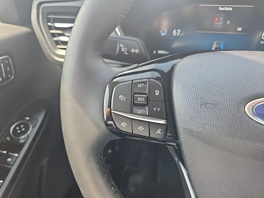 2025 Ford Escape Platinum