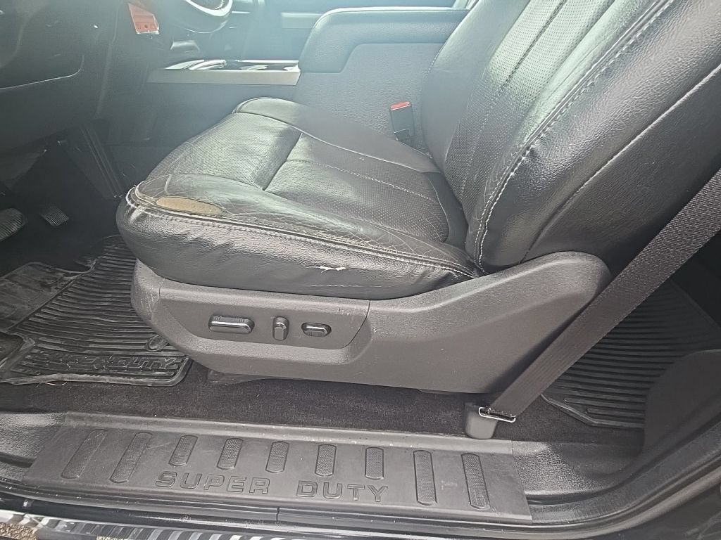 2016 Ford Super Duty F-250 SRW Lariat