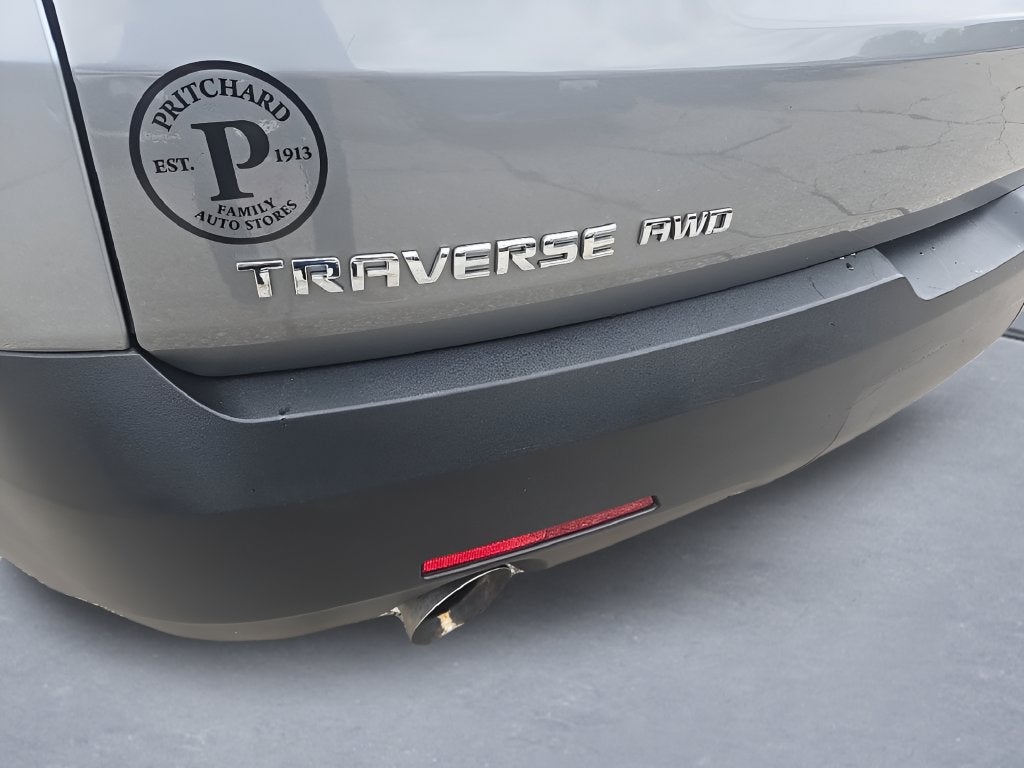 2023 Chevrolet Traverse LS