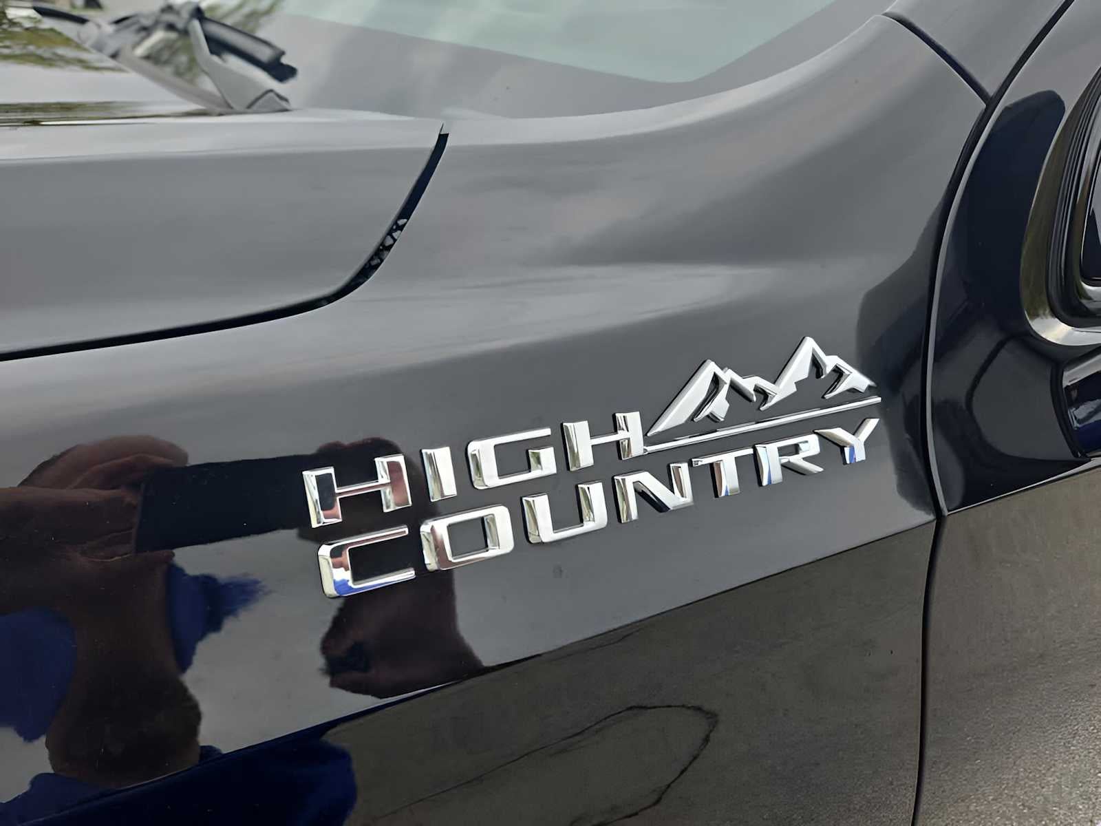 2025 Chevrolet Suburban High Country