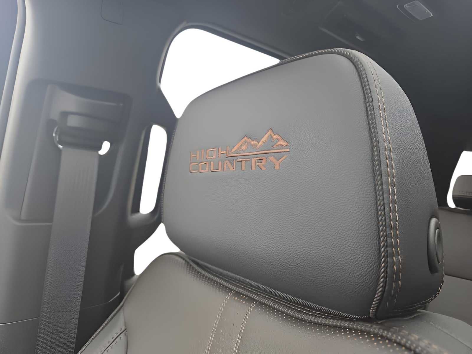 2025 Chevrolet Suburban High Country