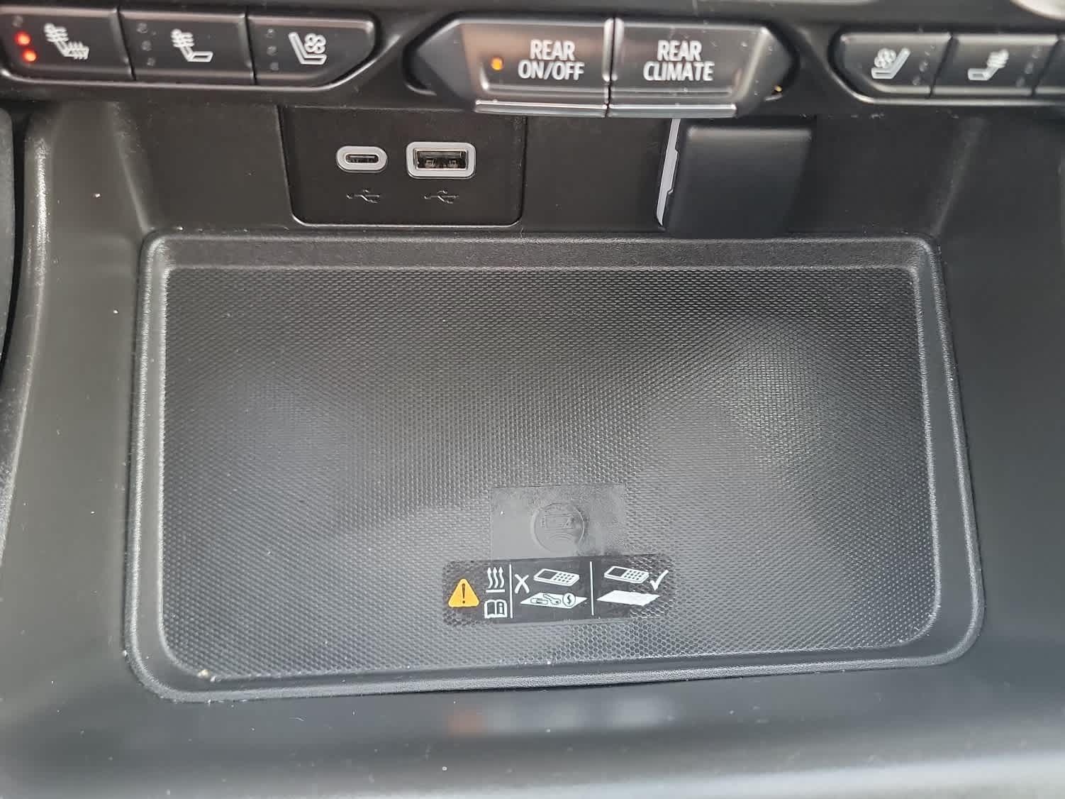 2024 Chevrolet Suburban Premier