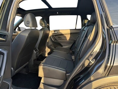 2023 Volkswagen Tiguan SEL R-Line