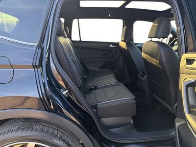 2023 Volkswagen Tiguan SEL R-Line