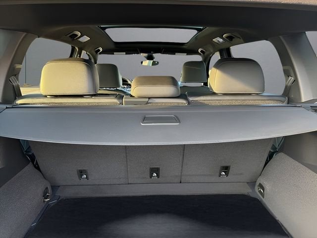 2023 Volkswagen Tiguan SEL R-Line