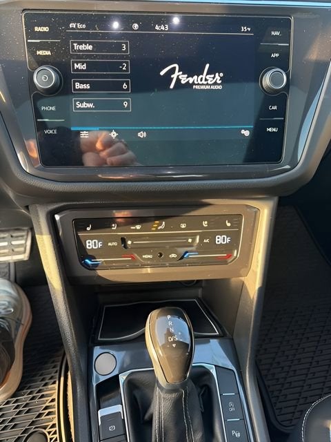 2023 Volkswagen Tiguan SEL R-Line