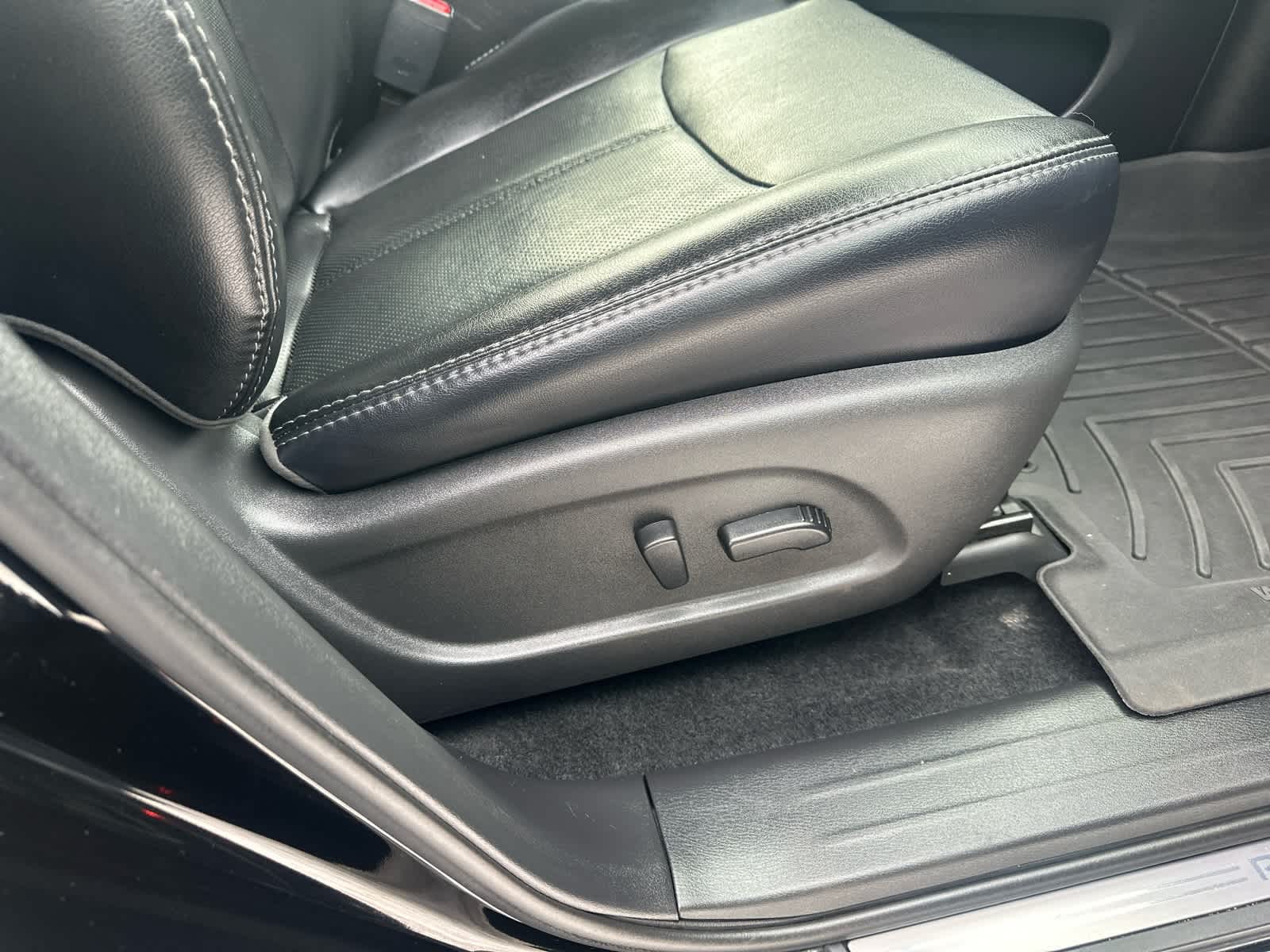 2017 Nissan Pathfinder Platinum