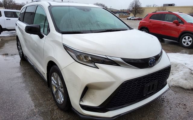 2021 Toyota Sienna XLE
