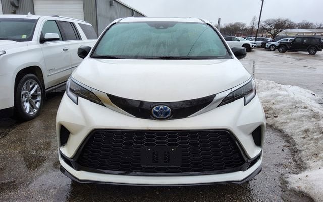 2021 Toyota Sienna XLE