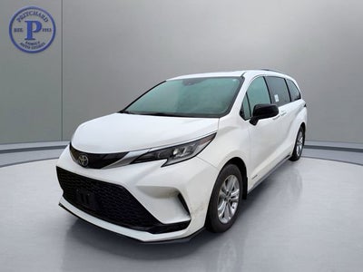 2021 Toyota Sienna XLE