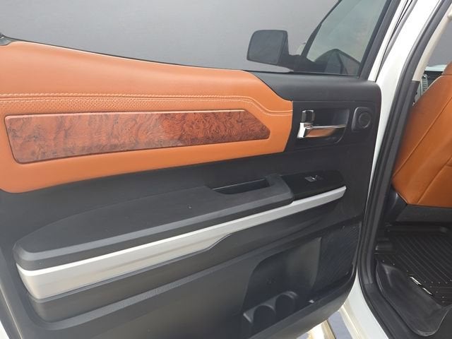 2018 Toyota Tundra 4WD SR5