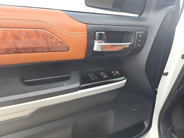 2018 Toyota Tundra 4WD SR5