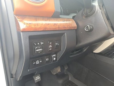 2018 Toyota Tundra 4WD SR5