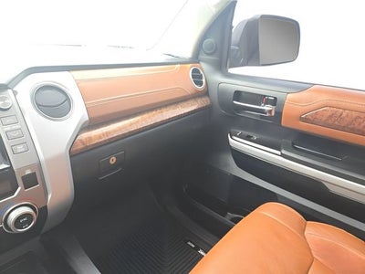 2018 Toyota Tundra 4WD SR5