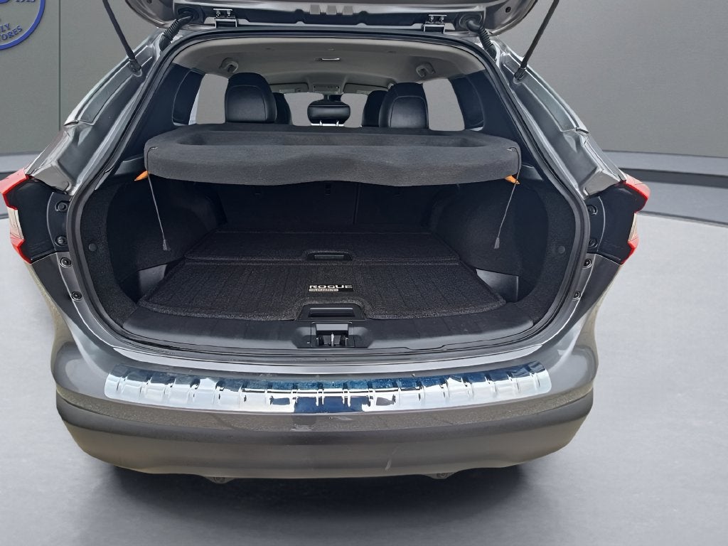 2022 Nissan Rogue Sport SL