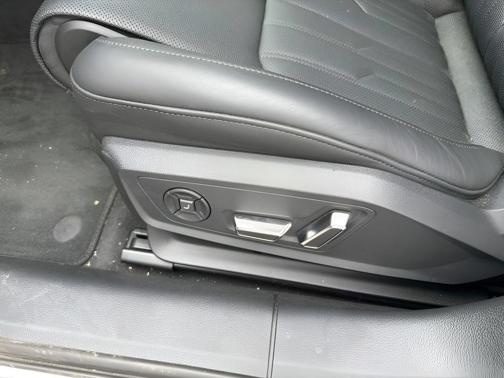 2023 Audi RS 6 Avant Base