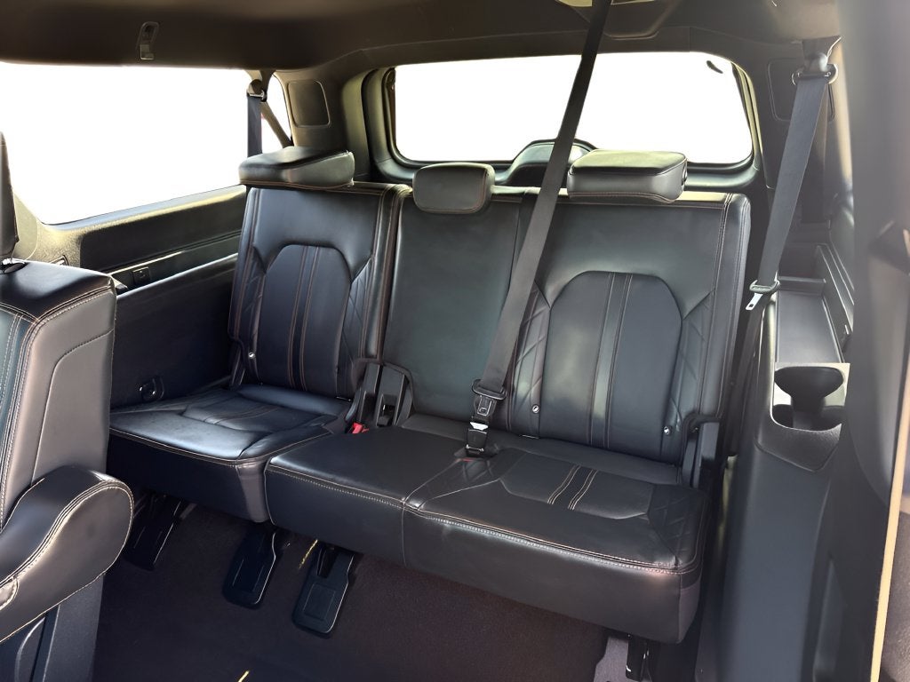 2022 Ford Expedition Max Platinum