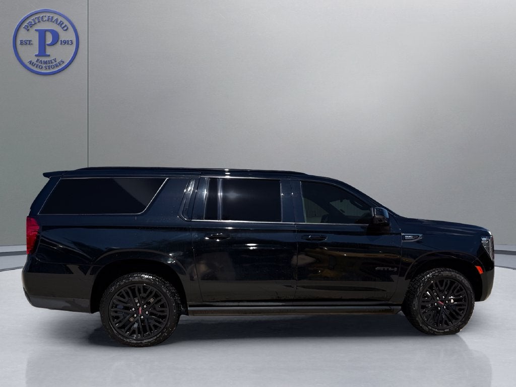 2023 GMC Yukon XL AT4